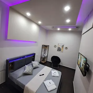  Casa de hóspedes Aircraft Services
