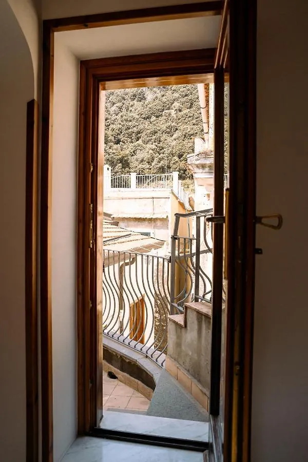 Residenza Ester Amalfi Pensión
